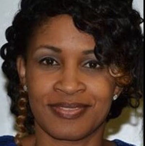 Meet your Posher, Angelique